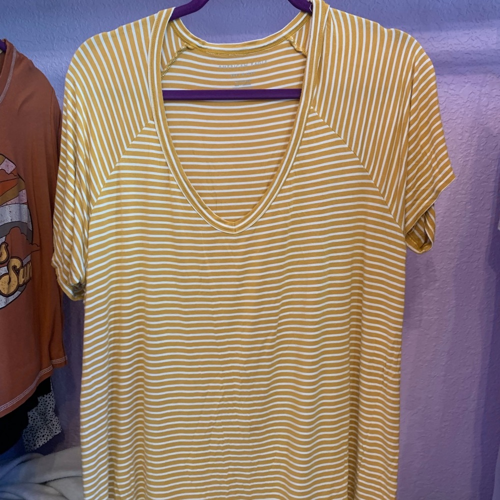 Full length Soft & Sexy American Eagle v-neck.
